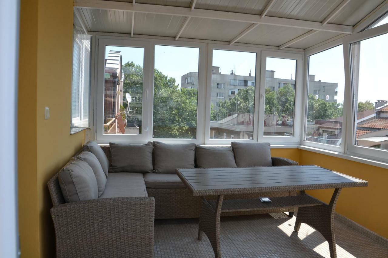 Arte Casa Apartment Burgas ภายนอก รูปภาพ